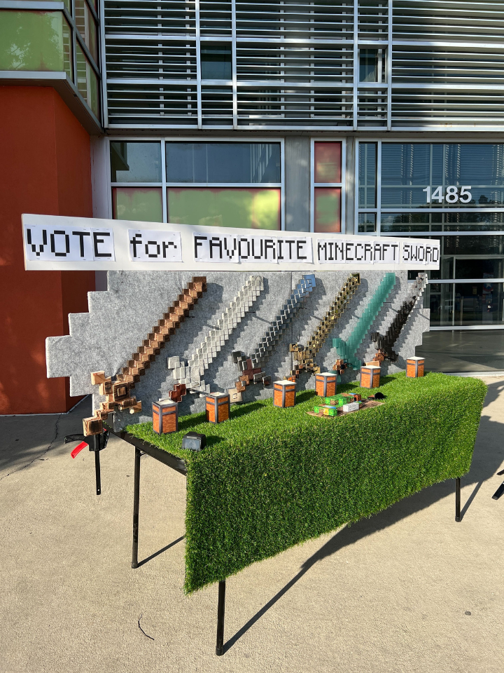 Vote For Your FAVORITE Minecraft Sword