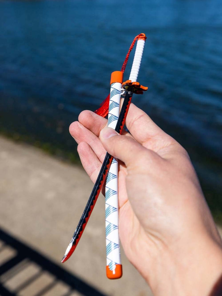 Rengoku Keychain + Stand