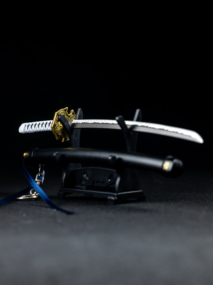 Yamato V2 Keychain + Stand