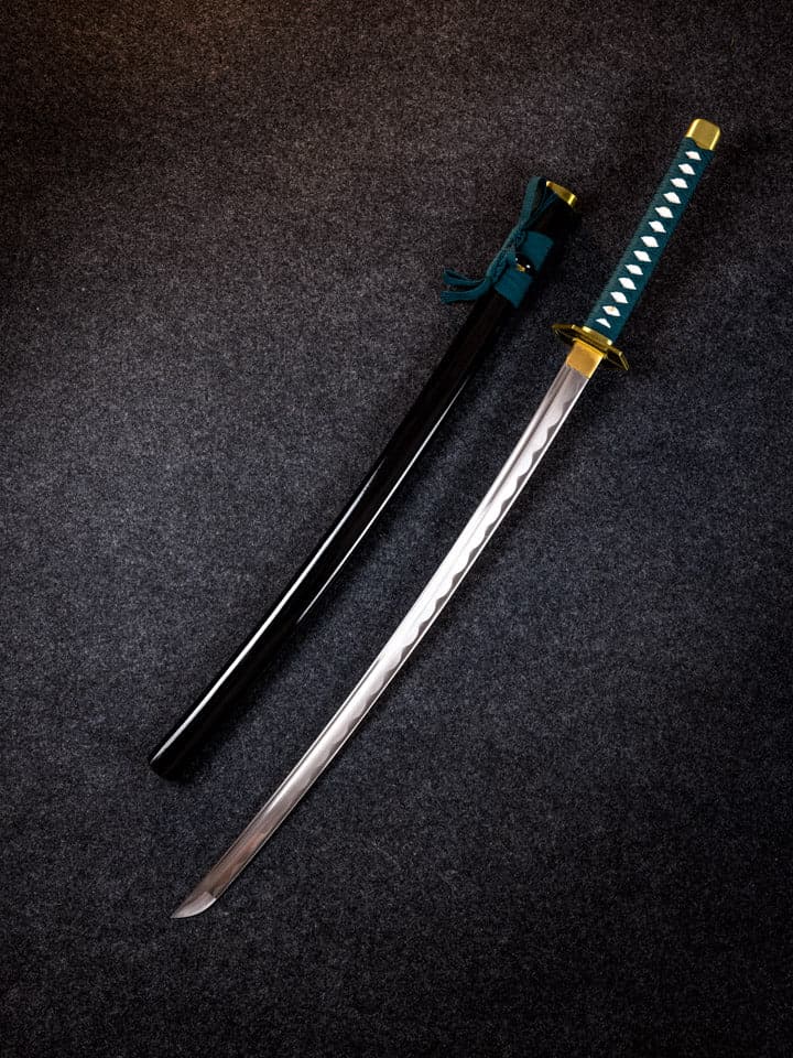 Battle-Ready Aizen Zanpakuto Katana (SHARP)