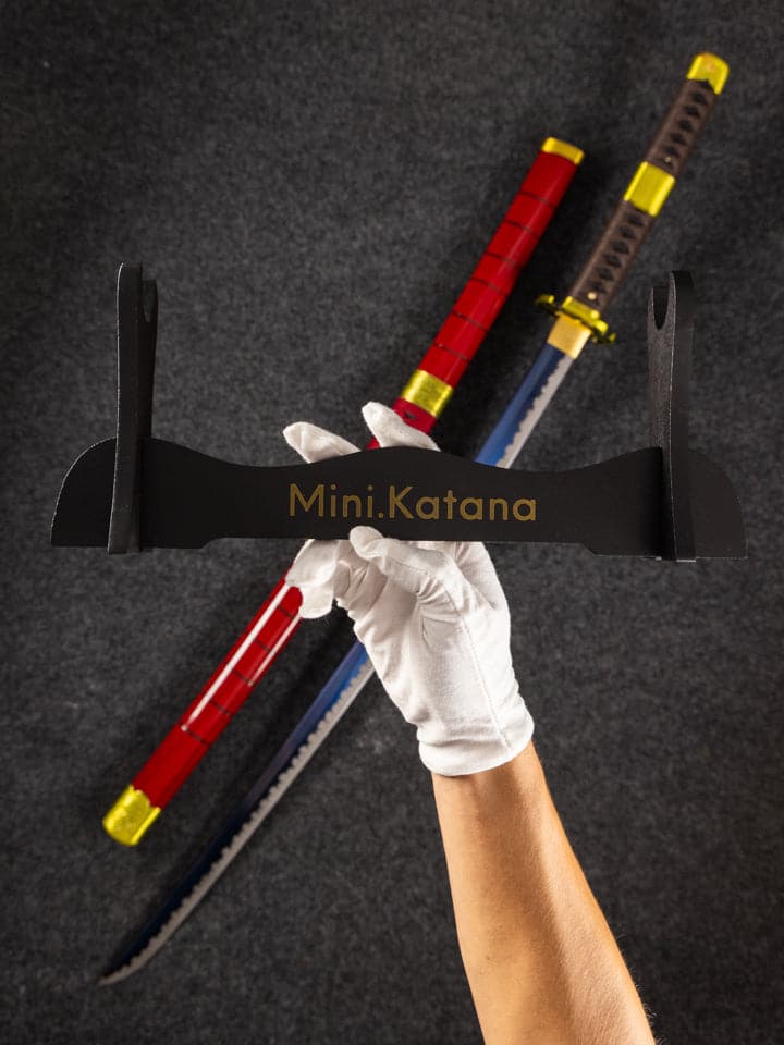 Battle-Ready Zoro's Sandai Kitetsu Katana (SHARP)