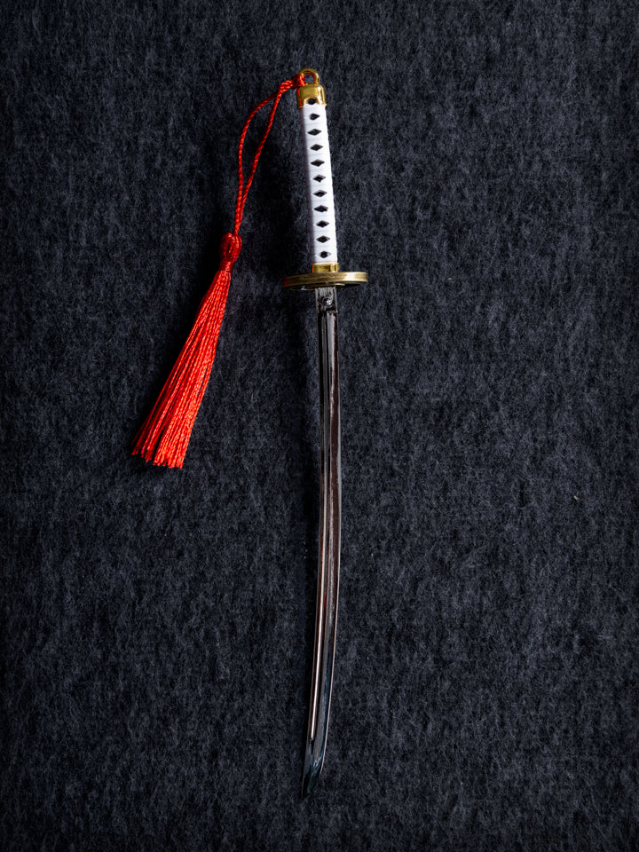 Wado Ichimonji Keychain + Stand