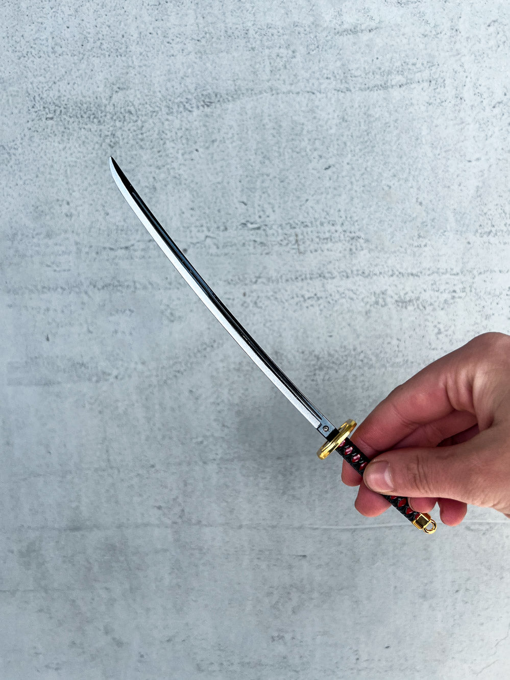 Genya Keychain + Stand