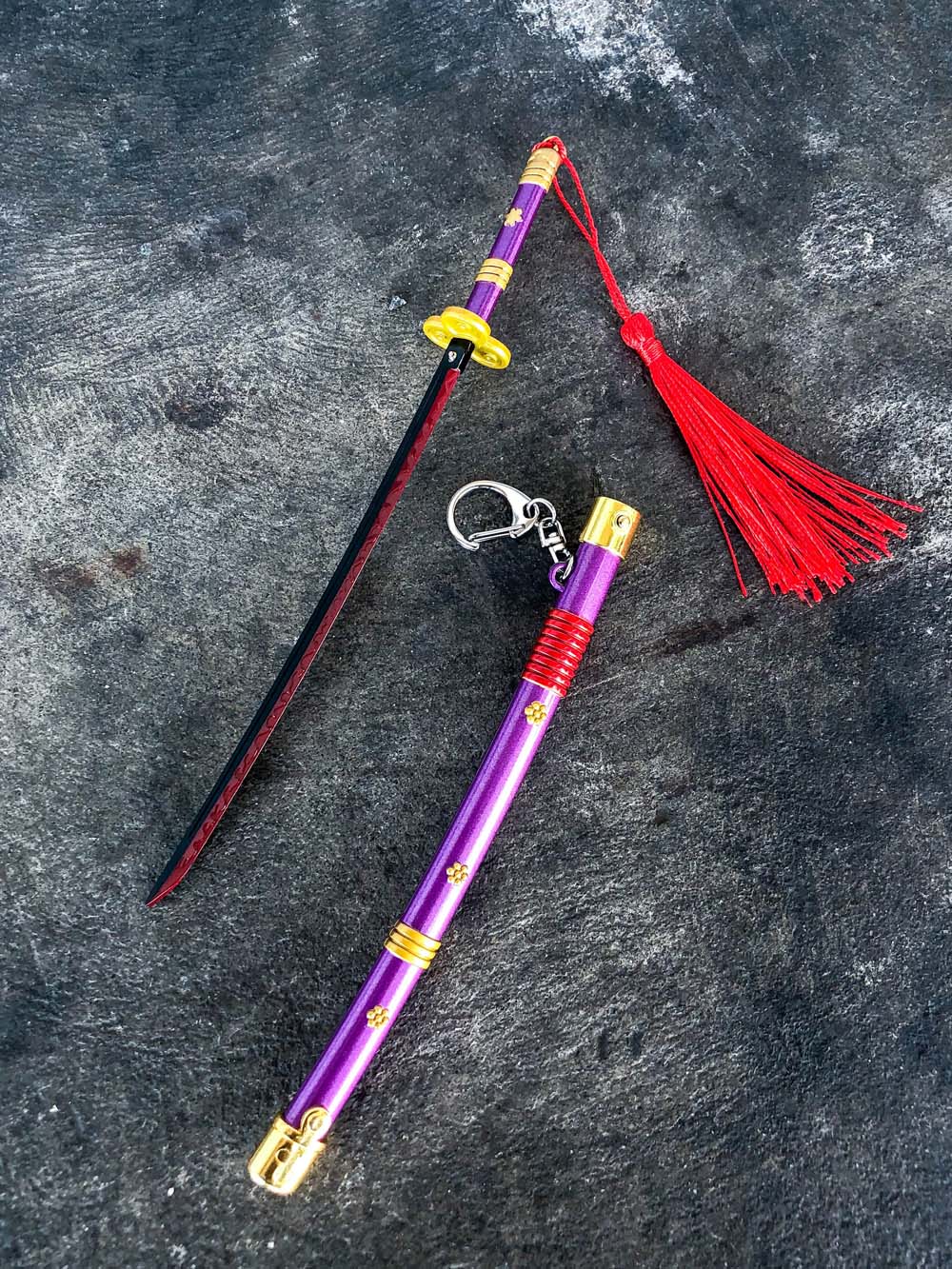 Enma Keychain (Purple) + Stand